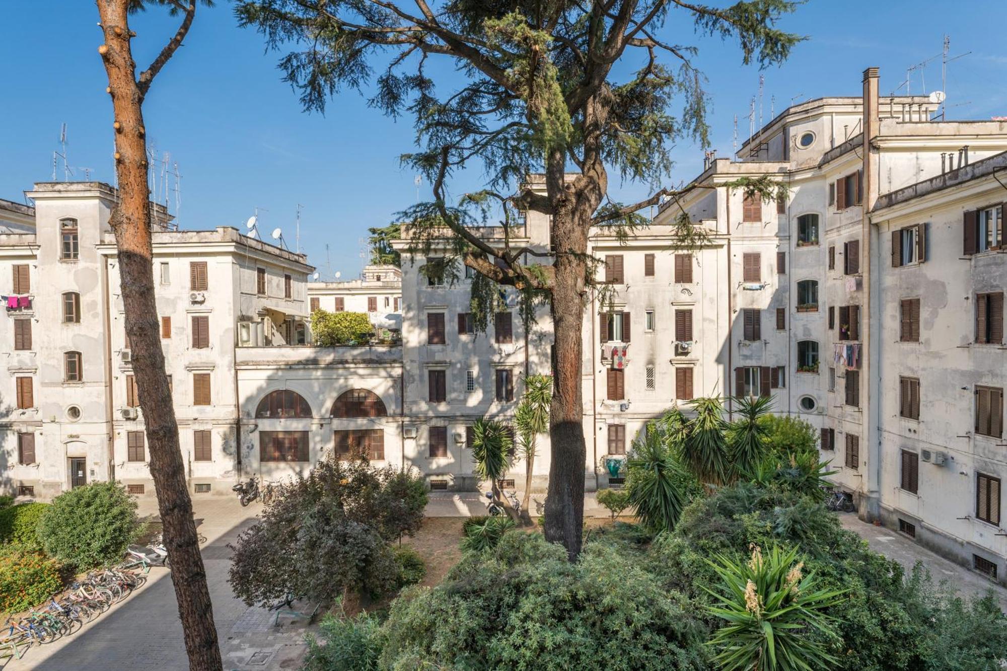 Fisher'S Apartment In Testaccio ローマ エクステリア 写真